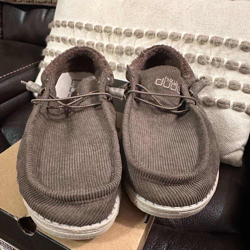 Hey Dude Brown Corduroy  Sherpa